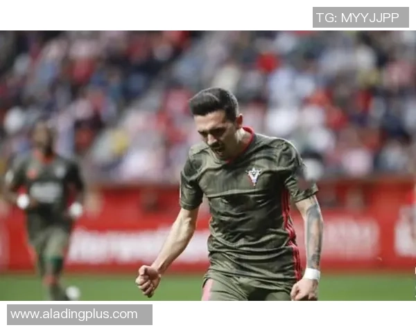 北京足球队以65分稳居世界杯积分榜首位展现强劲实力 北京足球队以65分稳居世界杯积分榜首位展现强劲实力